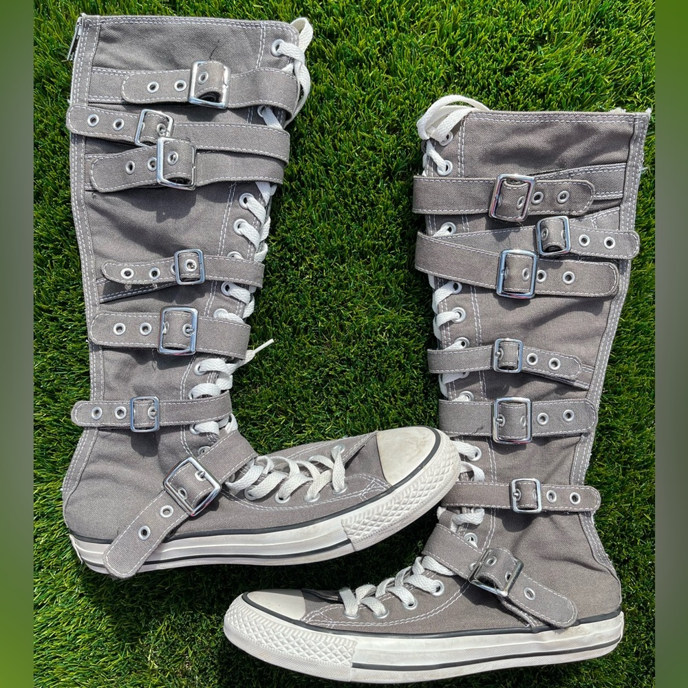 RARE KNEE HIGH STRAP BUCKLE STRAP GREY TRAINER CONVERSE